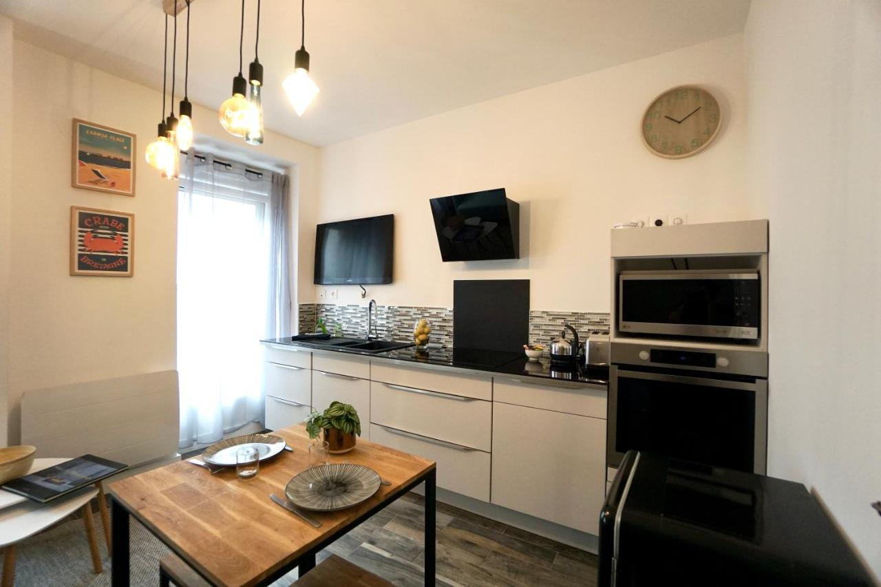 Appartamento Le 12 * Hyper centre* Lorient Esterno foto